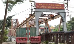 Cấm một chiều cầu Long Biên để sửa chữa đường sắt từ 1/11